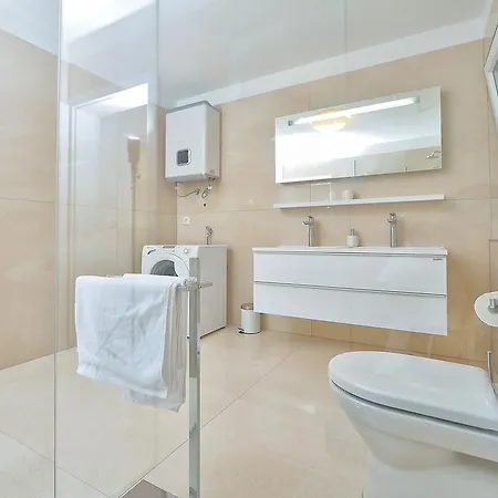 Apartment Mia Ii